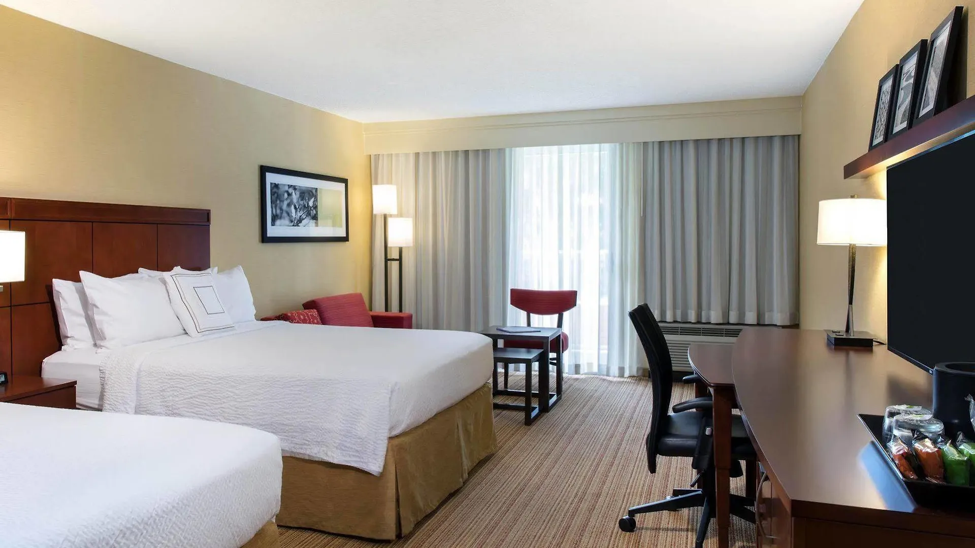 Courtyard By Marriott Orlando Downtown Hotel