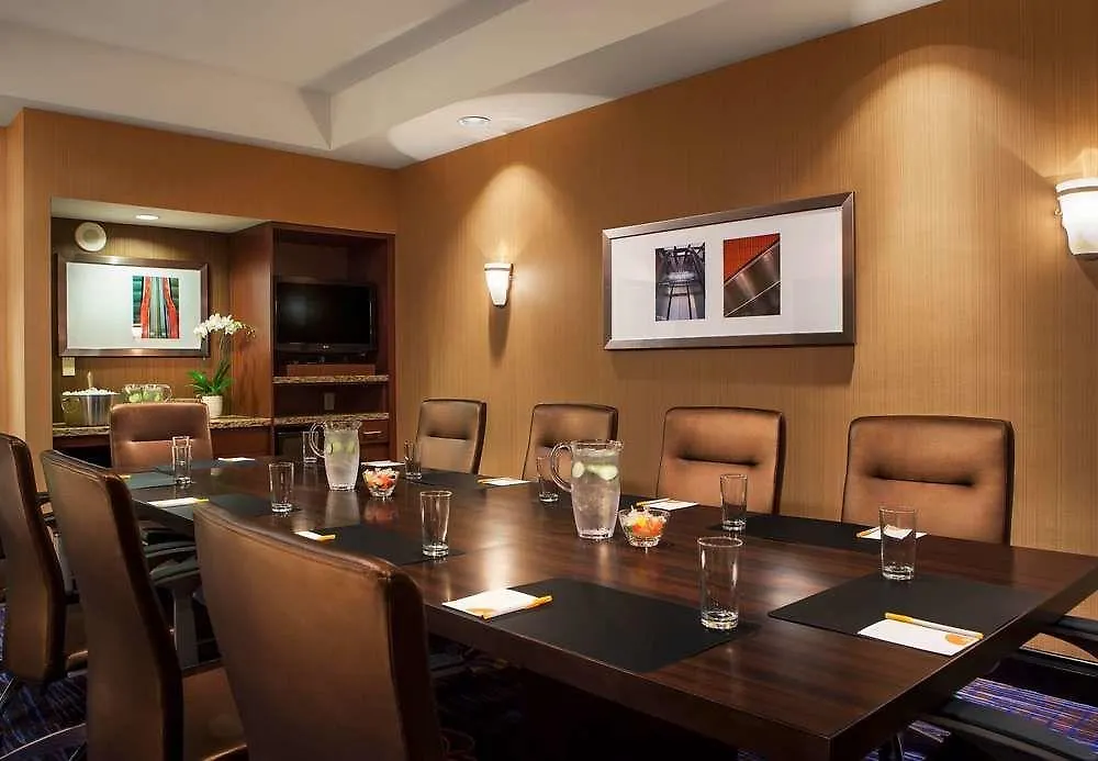 Courtyard By Marriott Orlando Downtown Hotel