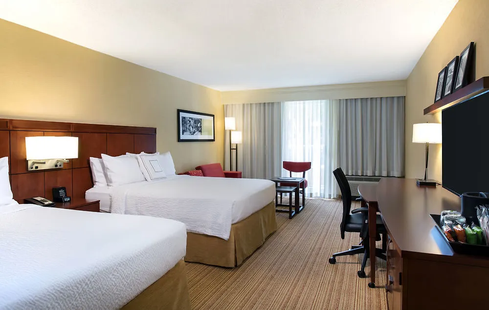 Courtyard By Marriott Orlando Downtown Hotel