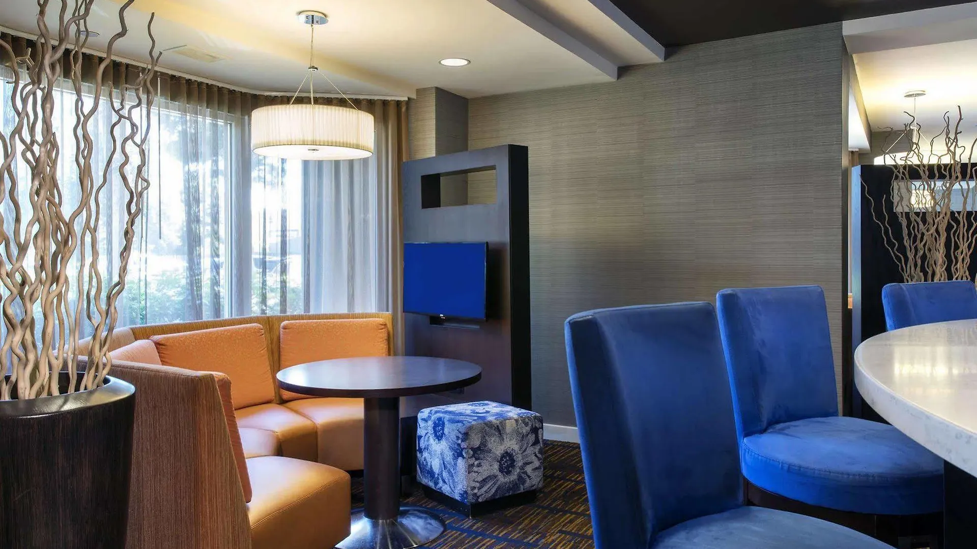 Courtyard By Marriott Orlando Downtown Hotel